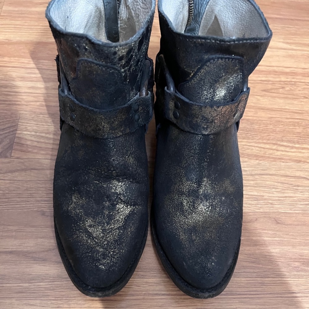 Steve Madden Freeboard ankle boots